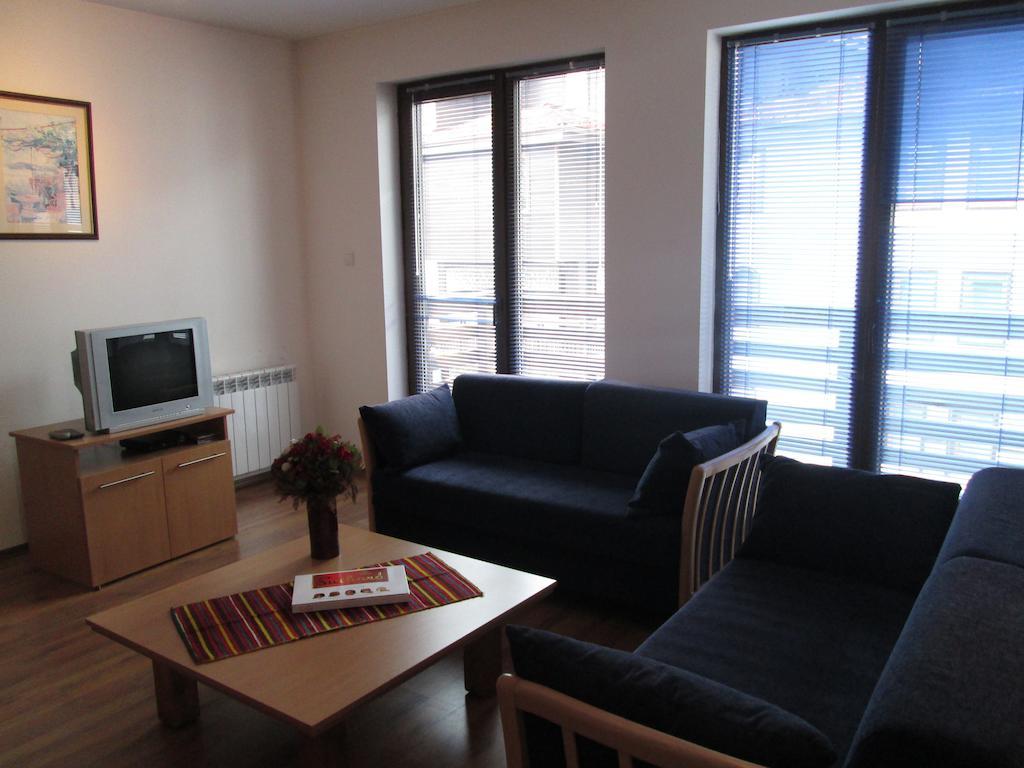 Gramadeto Complex Alexander Services Apartments 반스코 객실 사진